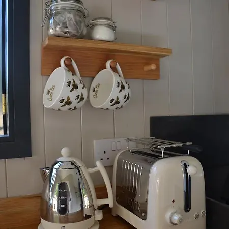 בקתה Large Luxury Shepherds Hut With Hot Tub Nr Bath