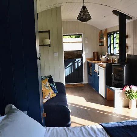 בקתה Large Luxury Shepherds Hut With Hot Tub Nr Bath